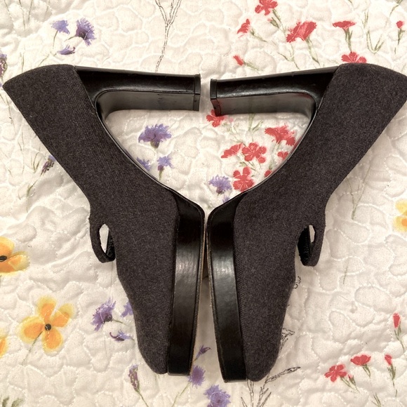 Stuart Weitzman Black Heels